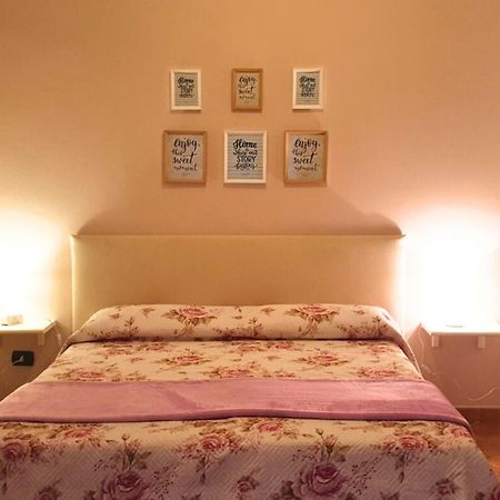 Le Camere Di Libero E Roberta Parghelia Εξωτερικό φωτογραφία