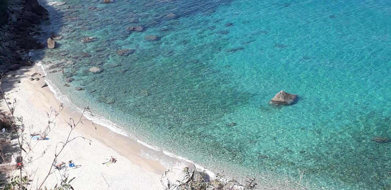 Le Camere Di Libero E Roberta Parghelia Εξωτερικό φωτογραφία