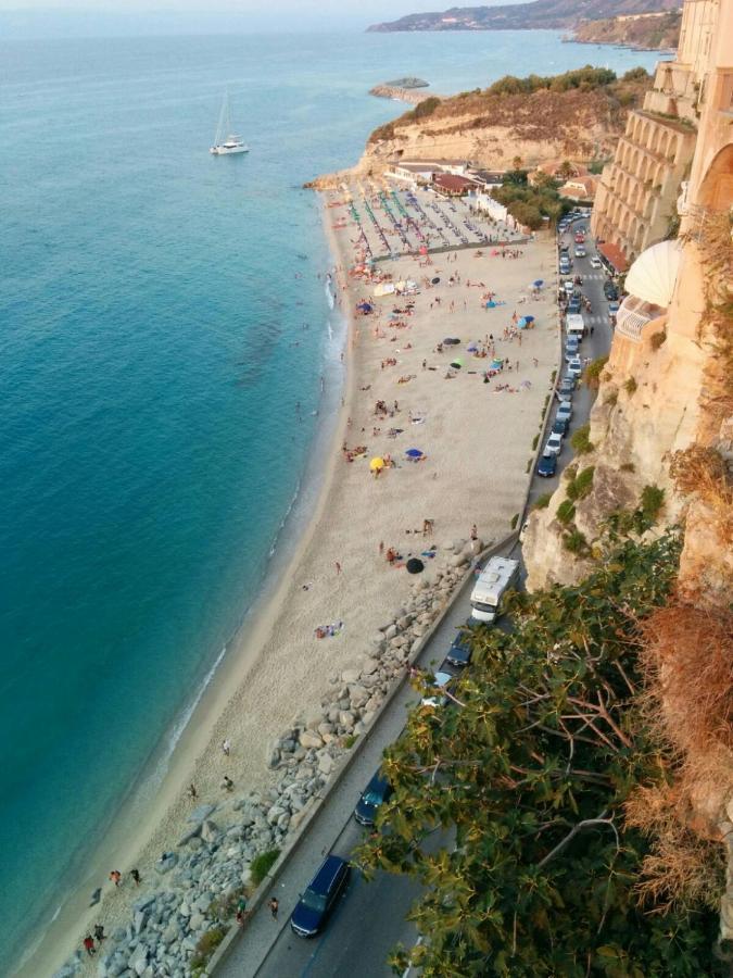 Le Camere Di Libero E Roberta Parghelia Εξωτερικό φωτογραφία