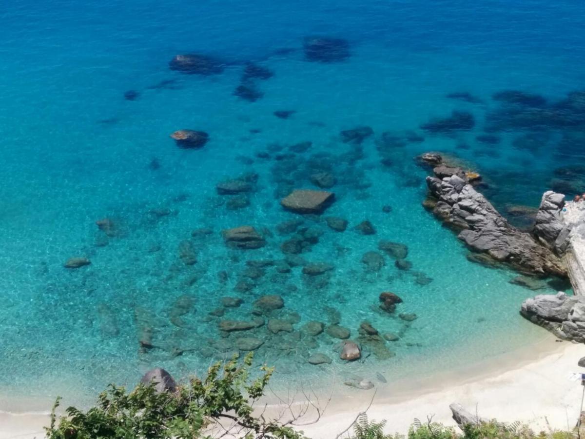 Le Camere Di Libero E Roberta Parghelia Εξωτερικό φωτογραφία